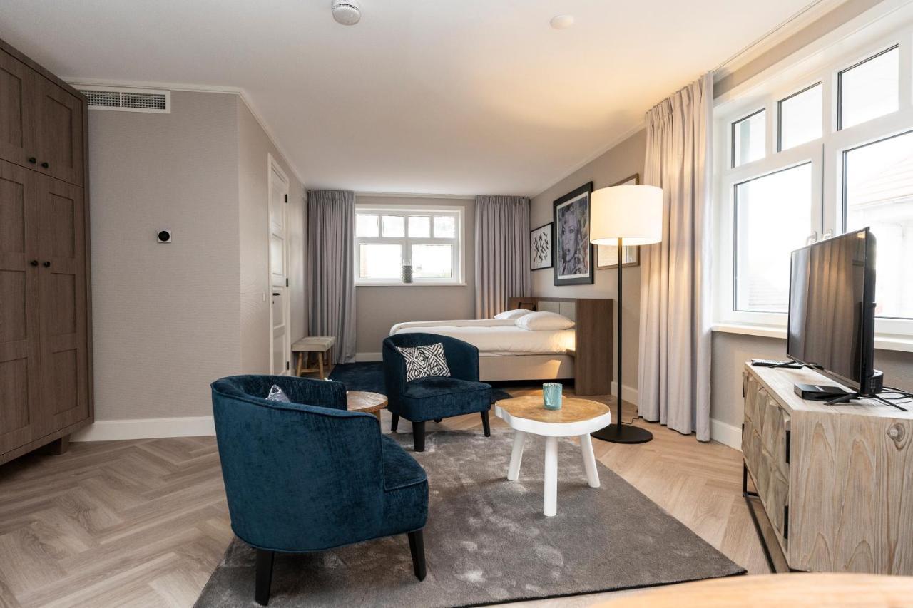 Hampton Home B&B Suites De Koog  Exteriör bild
