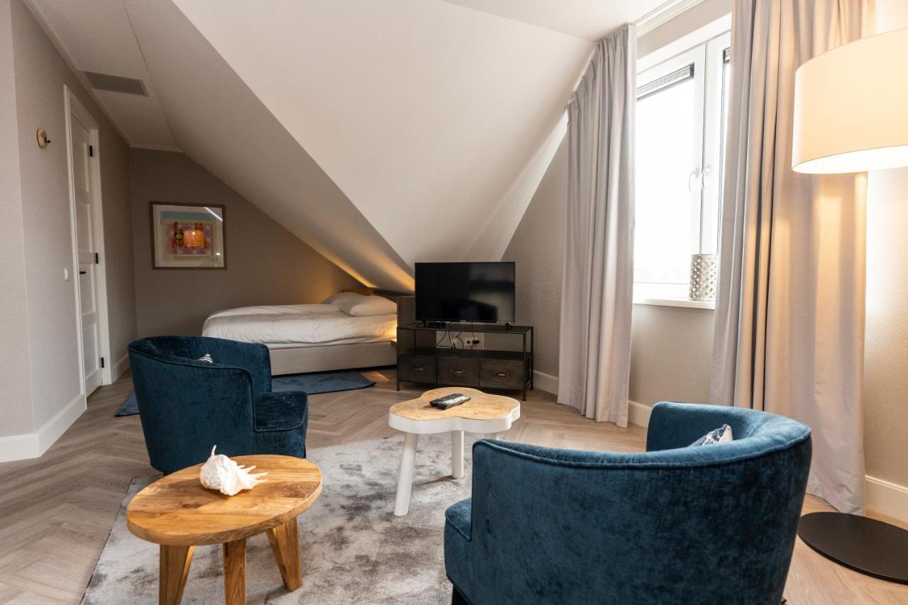 Hampton Home B&B Suites De Koog  Exteriör bild